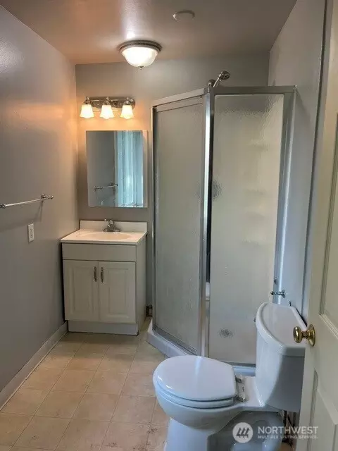 Bath - 822 E Alder, Walla Walla, WA 99362 photo 3 of 3
