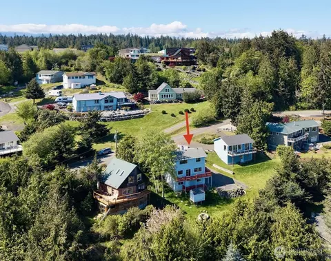 View/Area - 320 N North St N, Sequim, WA 98382 photo 3 of 6