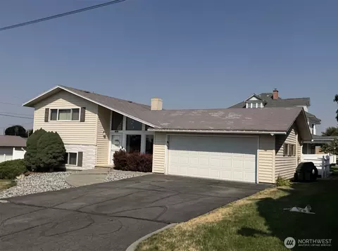 615 SE Mitchum St, Wilbur, WA 99185