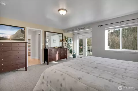 Bedroom - 7413 166th Ave E, Sumner, WA 98390 photo 2 of 3