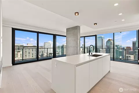 300 Virginia St #4304, Seattle, WA 98101