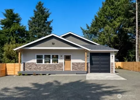 148 NW Narwhal Loop N, Ocean Shores, WA 98569