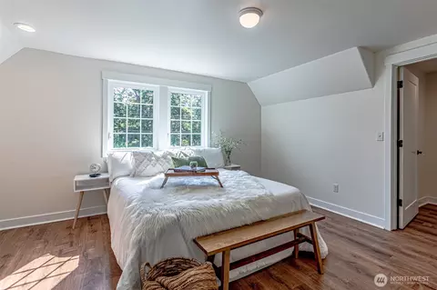 Bedroom - 9424 E St, Tacoma, WA 98445 photo 1 of 6