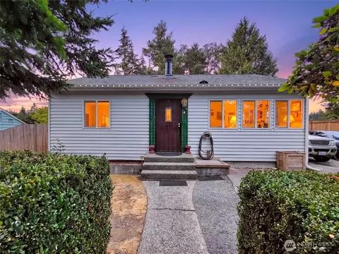1311 N 155th St, Shoreline, WA 98133