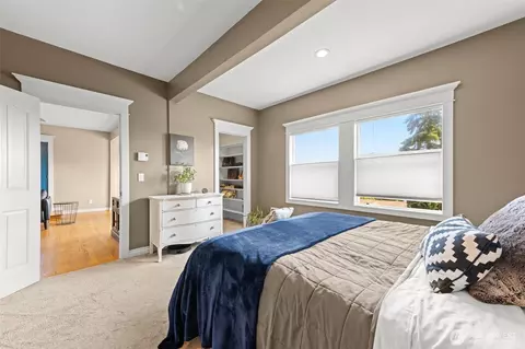 Bedroom - 1106 Sumner Ln, Everett, WA 98203 photo 2 of 5