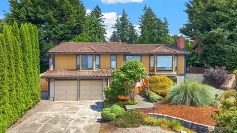 16231 SE 178th St, Renton, WA 98058