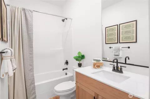 Bath - 688 Sunbeam Dr, Sequim, WA 98382 photo 1 of 3