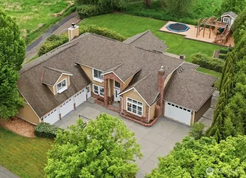 4511 238th Pl SE, Issaquah, WA 98029