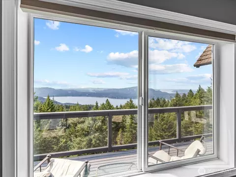 View/Area - 65 Aerie Rd, Eastsound, WA 98245 photo 1 of 6