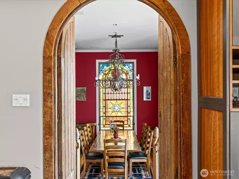 Dining - 65 Aerie Rd, Eastsound, WA 98245 photo 3 of 5