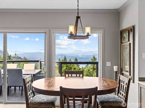 Dining - 65 Aerie Rd, Eastsound, WA 98245 photo 1 of 5
