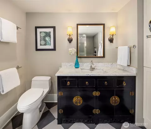 Bath - 930 20th Ave E, Seattle, WA 98112 photo 1 of 3