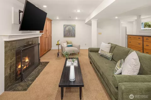 Living - 930 20th Ave E, Seattle, WA 98112 photo 5 of 5