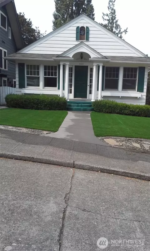 2423 Nob Hill Ave N, Seattle, WA 98109