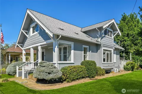 544 S Morris Ave, Renton, WA 98057