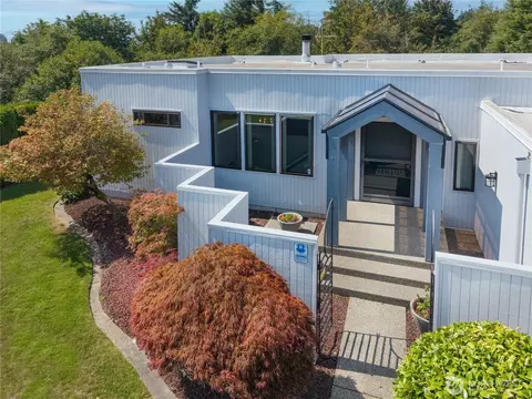 3330 N Narrows Dr, Tacoma, WA 98407
