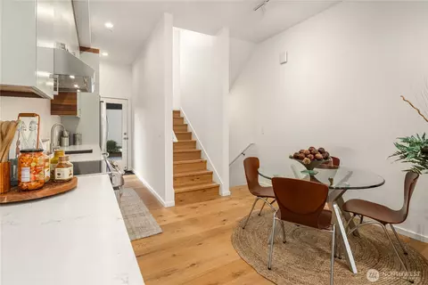 Dining - 627 13th Ave E, Seattle, WA 98102 photo 2 of 2