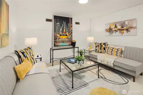 Living - 627 13th Ave E, Seattle, WA 98102 photo 4 of 5