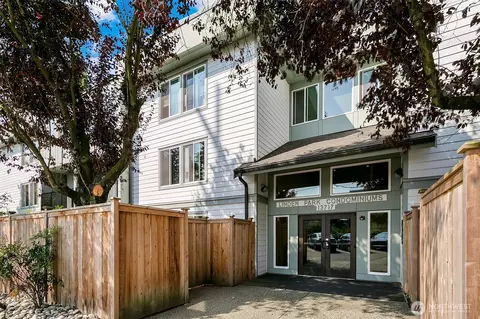 13717 Linden Ave N #104, Seattle, WA 98133