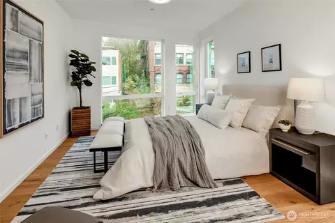 Bedroom - 629 13th Ave E, Seattle, WA 98102 photo 2 of 3