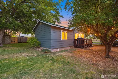 600 N Pierce St, Kittitas, WA 98934