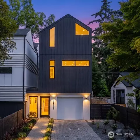 12056 20th Ave NE, Seattle, WA 98125