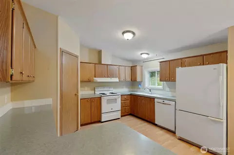 Kitchen - 183 August Rd, Onalaska, WA 98570 photo 1 of 2