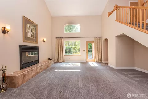 Living - 303 Buck Loop Rd, Sequim, WA 98382 photo 2 of 4