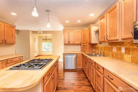 Kitchen - 303 Buck Loop Rd, Sequim, WA 98382 photo 2 of 4