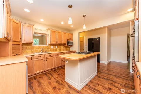 Kitchen - 303 Buck Loop Rd, Sequim, WA 98382 photo 1 of 4