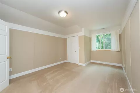 Bedroom - 303 Buck Loop Rd, Sequim, WA 98382 photo 2 of 4