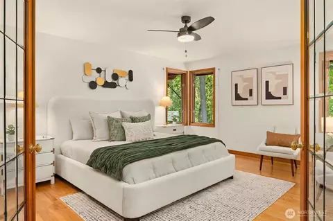 Bedroom - 23508 53rd Ave SE, Bothell, WA 98021 photo 2 of 5