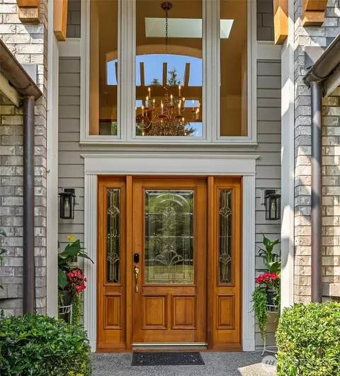 Entry Way - 23508 53rd Ave SE, Bothell, WA 98021 photo 1 of 3