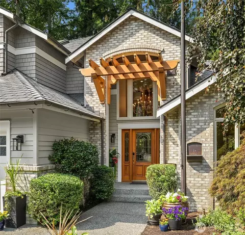 Exterior - 23508 53rd Ave SE, Bothell, WA 98021 photo 2 of 10