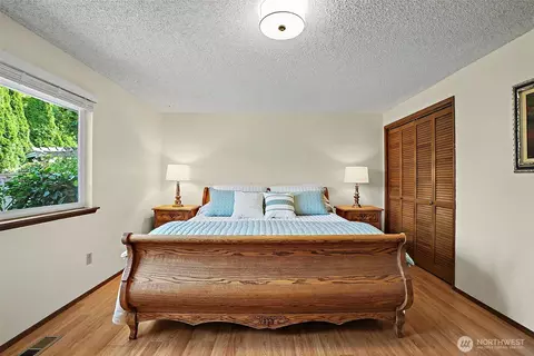 Bedroom - 6421 152nd Ave E, Sumner, WA 98390 photo 5 of 6