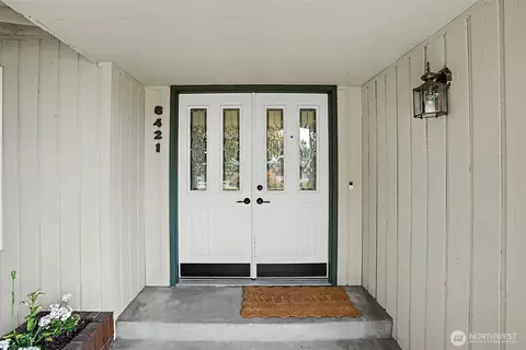 Entry Way - 6421 152nd Ave E, Sumner, WA 98390 photo 1 of 1