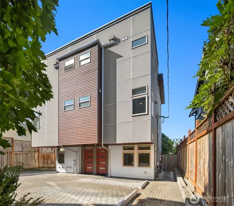 116 W Florentia St #A, Seattle, WA 98119