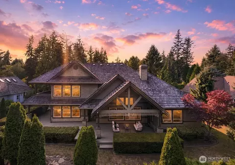 8678 Great Horned Owl Ln, Blaine, WA 98230