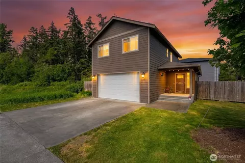 4662 Alderson Rd, Blaine, WA 98230