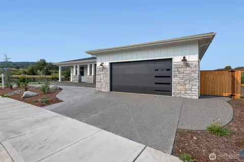Exterior - 11 Dover Ln, Sequim, WA 98382 photo 2 of 2