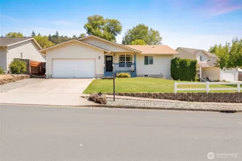 148 Greystone Rd, Kalama, WA 98625