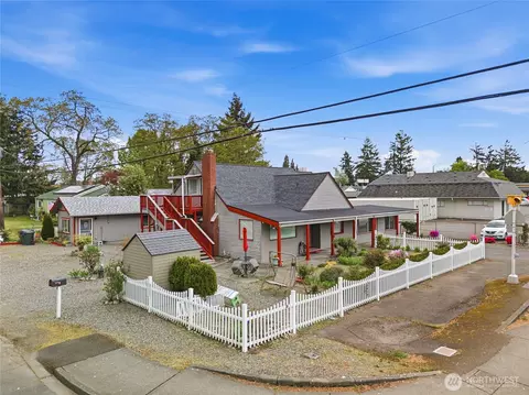 6323 100th St SW, Lakewood, WA 98499