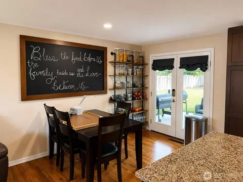 Dining - 1326 Elm St, Othello, WA 99344 photo 1 of 1