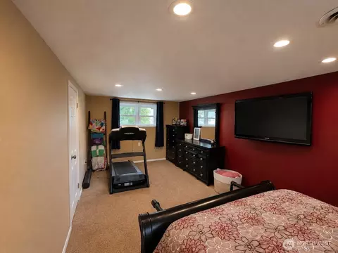 Bedroom - 1326 Elm St, Othello, WA 99344 photo 3 of 4