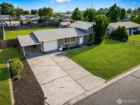 View/Area - 1326 Elm St, Othello, WA 99344 photo 2 of 5