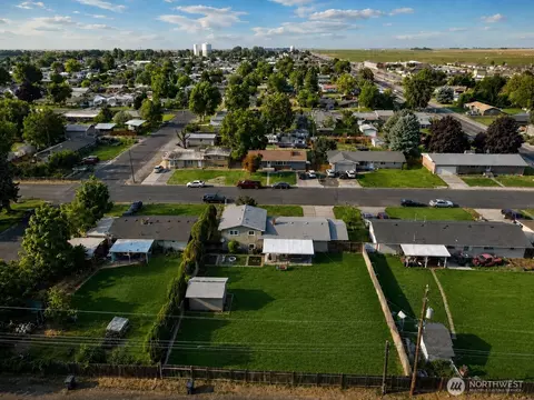 View/Area - 1326 Elm St, Othello, WA 99344 photo 4 of 5