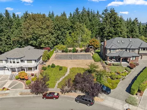 6723 N Parkview Ln, Tacoma, WA 98407