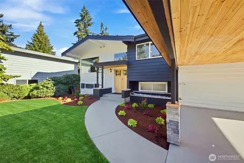 15237 NE 3rd St, Bellevue, WA 98007