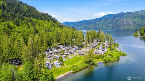 990 S Lake Whatcom Blvd #36, Sedro Woolley, WA 98284