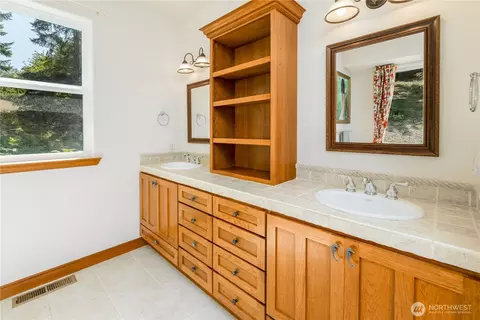 Bath - 823 Fox Hollow Rd, Sequim, WA 98382 photo 1 of 6